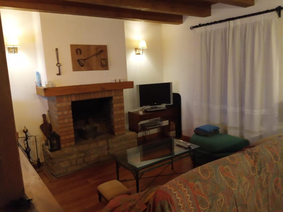 Apartamento Exclusivo En El Pueblo Mas Bonito Duplex Daire Roda de Isábena Dış mekan fotoğraf